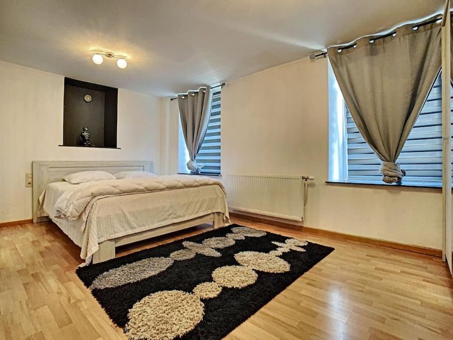 Vue Sur Meuse Avec Jacuzzi Et Sauna Exterieur. Yvoir Εξωτερικό φωτογραφία